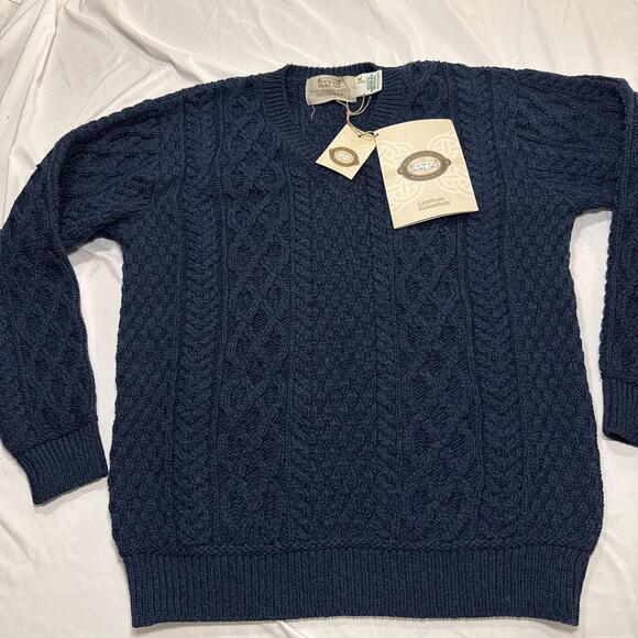 NWT ARAN Sweater Market Marino Wool Sweater